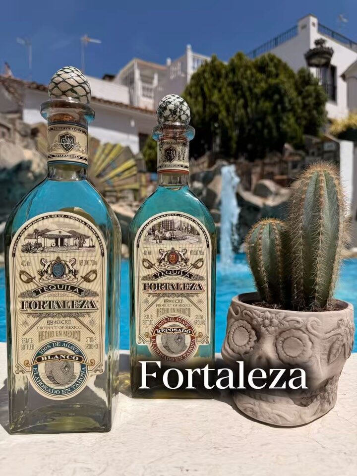 Instagram post from echalemanito. This post is in position 1.